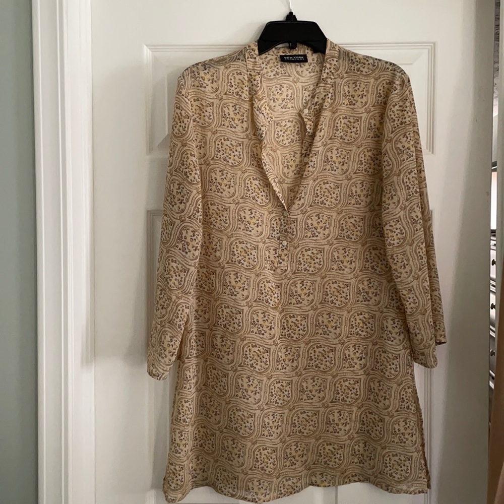 Light weight tunic